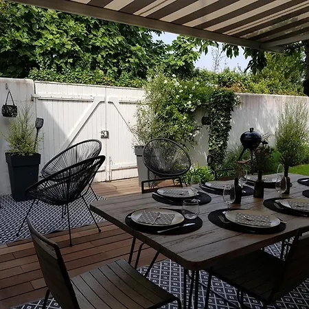 Ferienhaus Maison Spacieuse Pour 8 Au Bois-plage-en-re Avec Jardin - Fr-1-835-13 *
