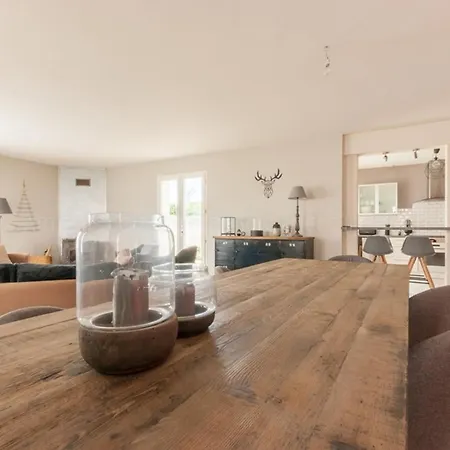 Maison Spacieuse Pour 8 Au Bois-plage-en-re Avec Jardin - Fr-1-835-13 Hébergement de vacances